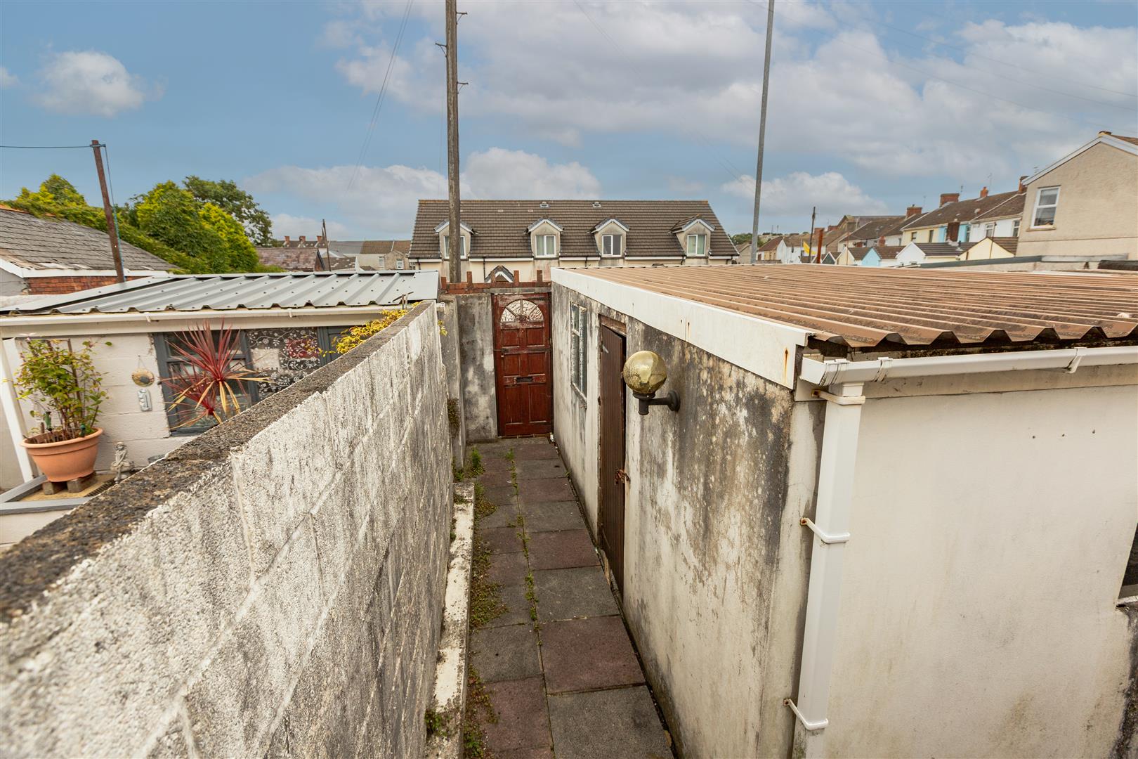 Downing Street, Llanelli, SA15 2UA